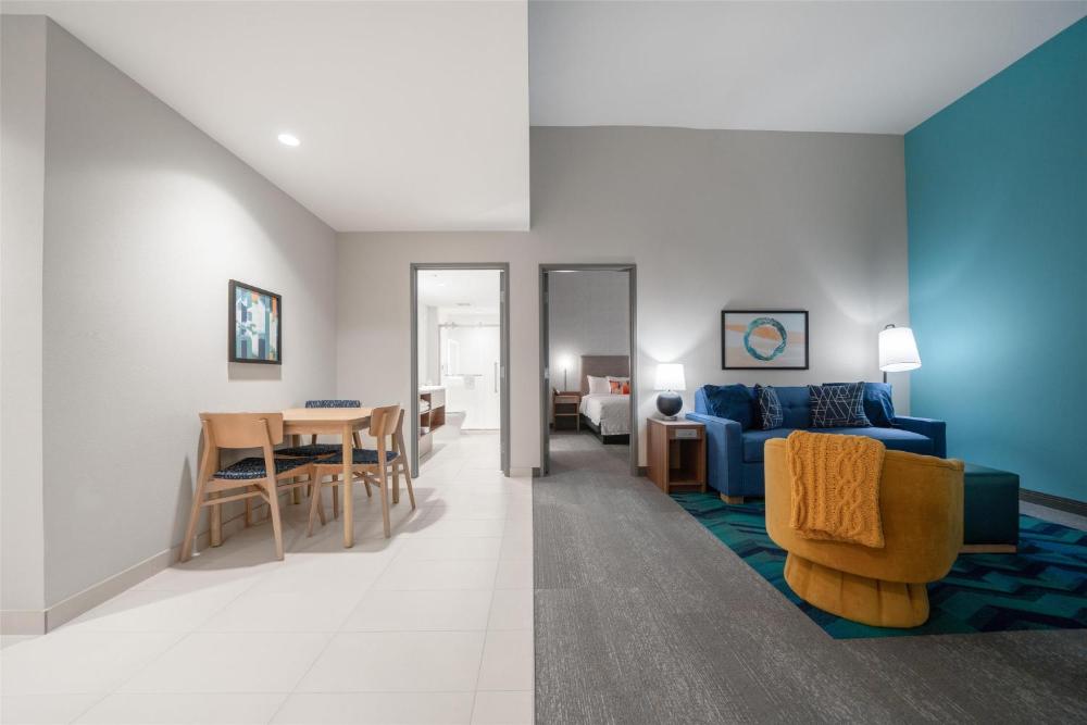 One-Bedroom King Suite interior