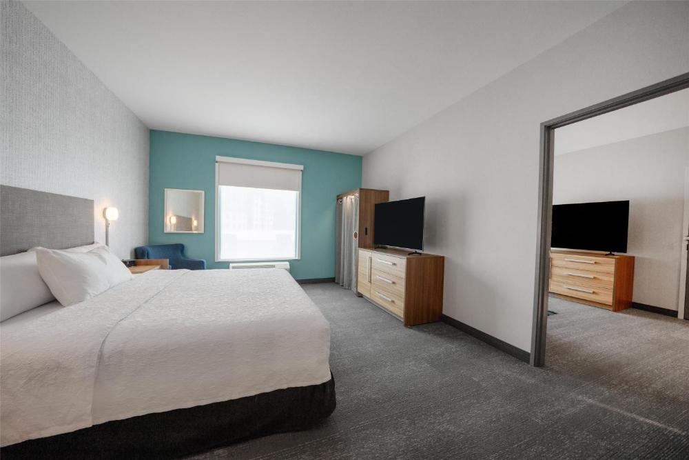 One-Bedroom King Suite - Hearing Accessible interior